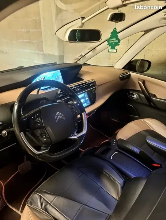 Citroen C4 Picasso 2014 photo 2