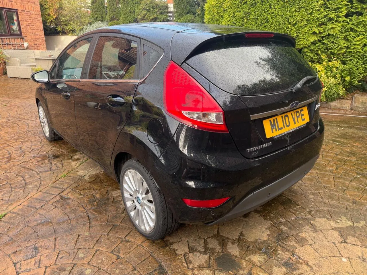 Ford Fiesta 2010 photo 3
