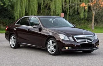 Mercedes-Benz E-Class 2010 photo 2