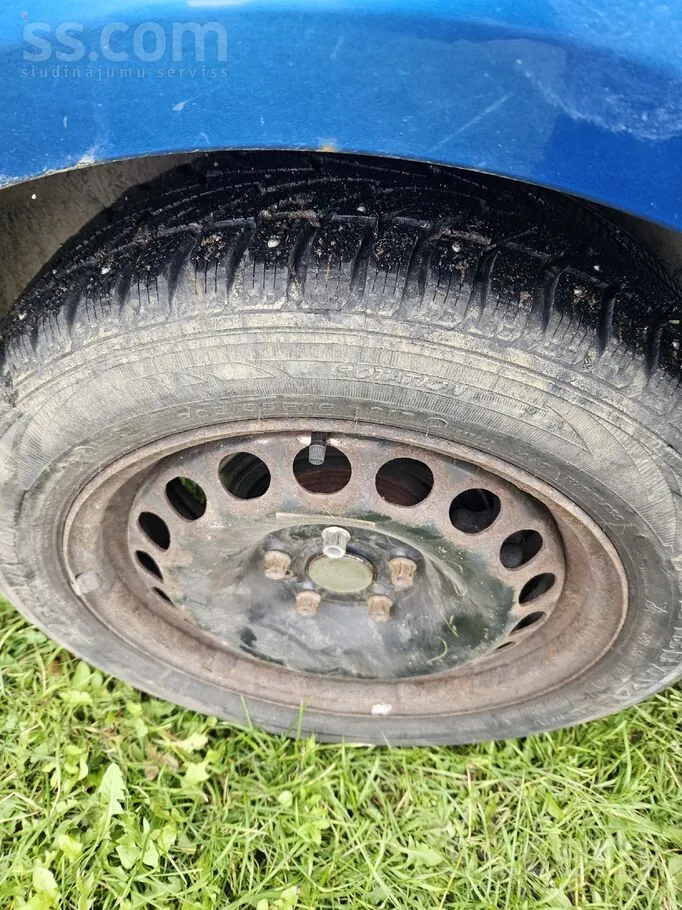 Volkswagen Touran 2003 photo 4
