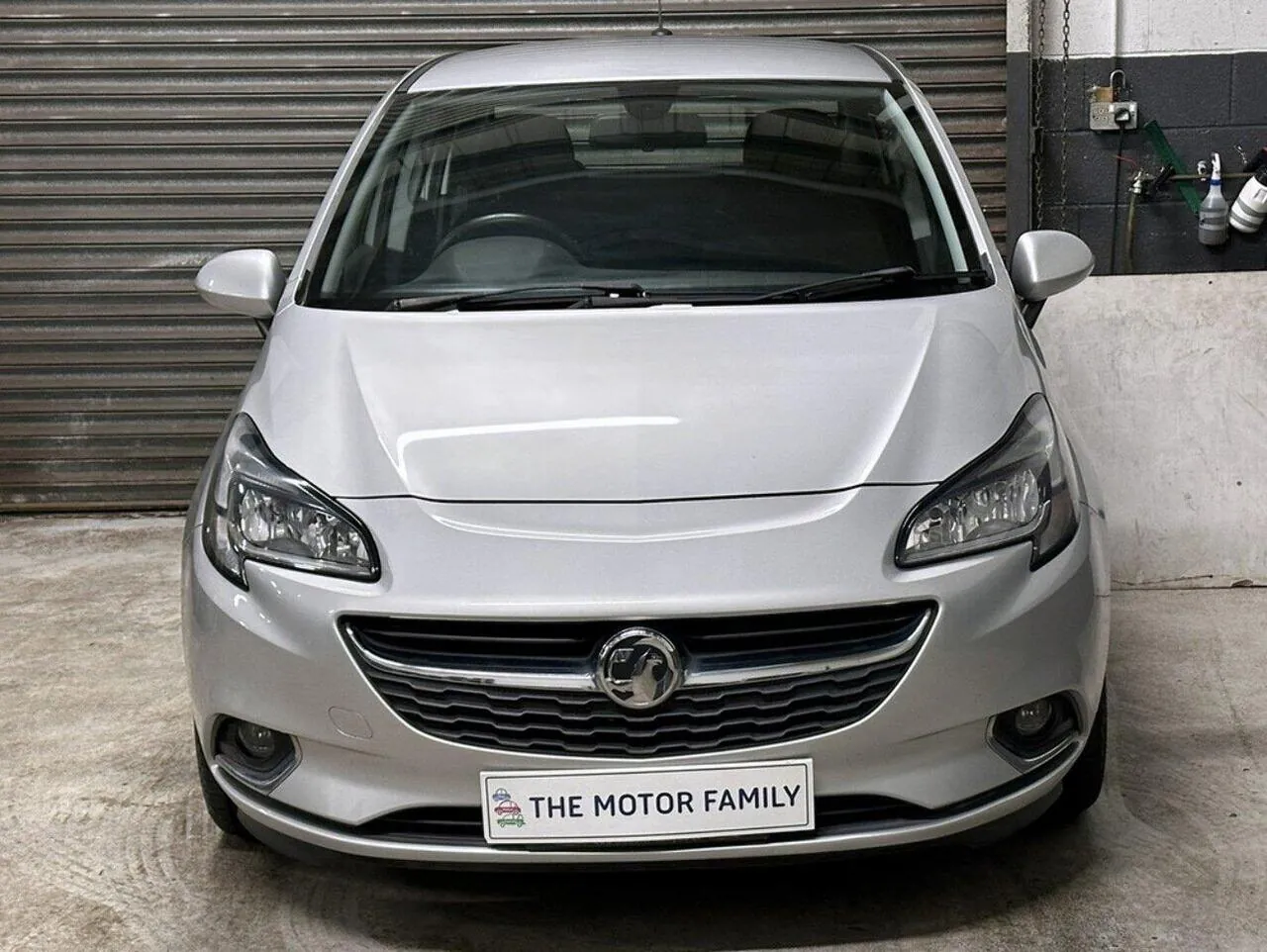 Vauxhall Corsa 2015 photo 2