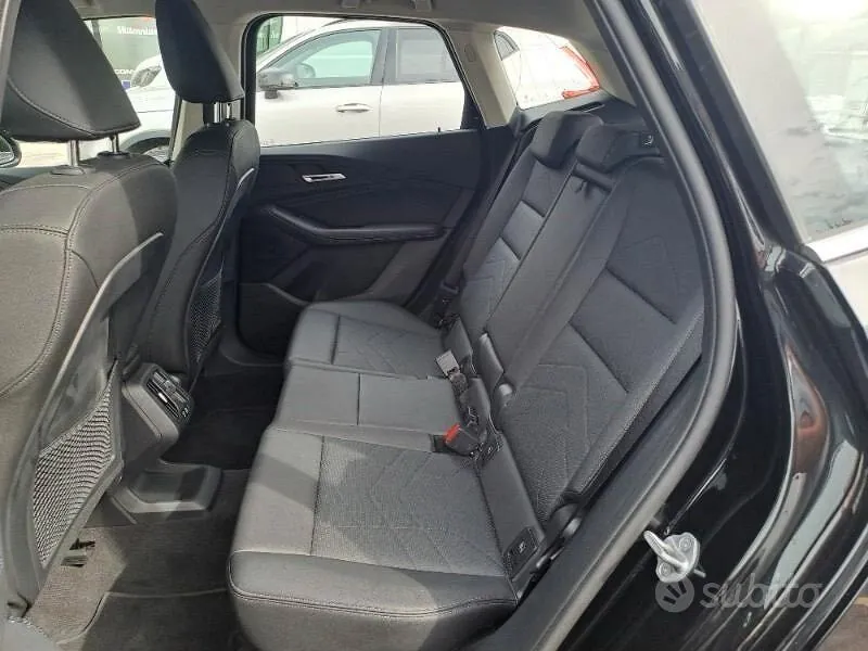 BMW 218D Active Tourer 2023 photo 4