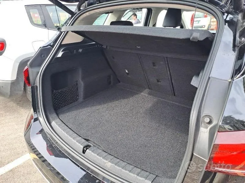 BMW 218D Active Tourer 2023 photo 5