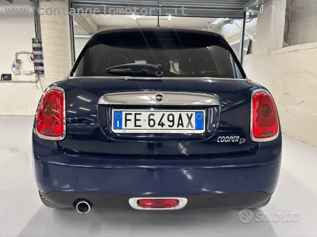 Mini Cooper D 2016 photo 5