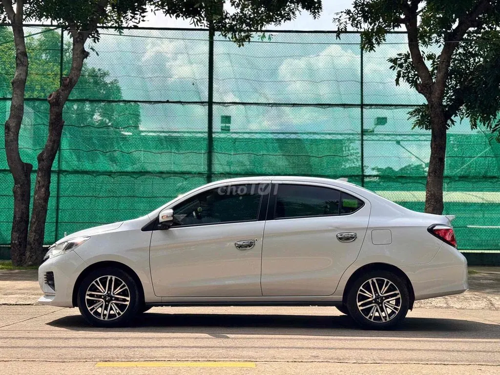 Mitsubishi Attrage