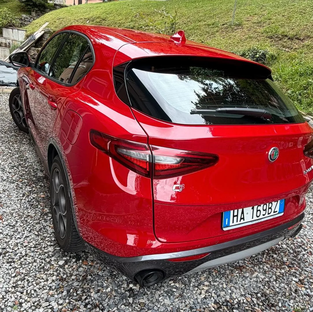 Alfa Romeo Stelvio 2023 photo 2