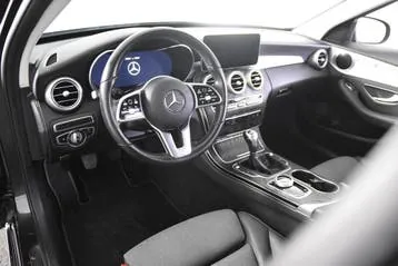 Mercedes-Benz C180 2021 photo 2