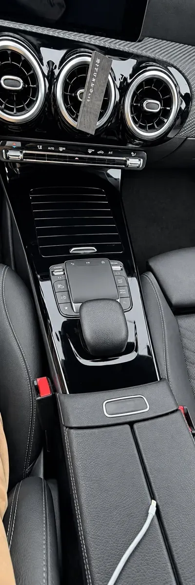 Mercedes-Benz Aklasse 2021 photo 3