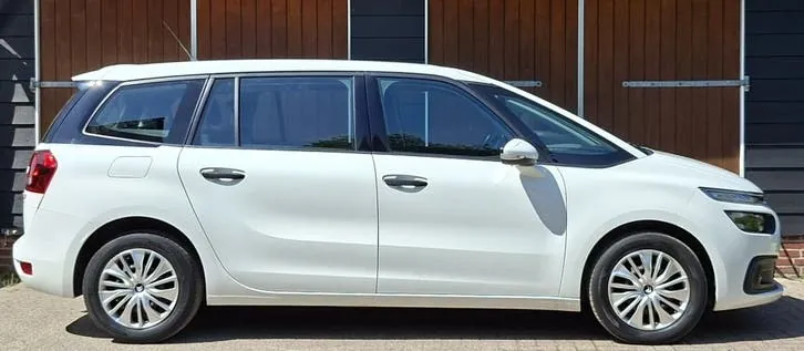 Citroen Grand C4 Picasso 2017 photo 2