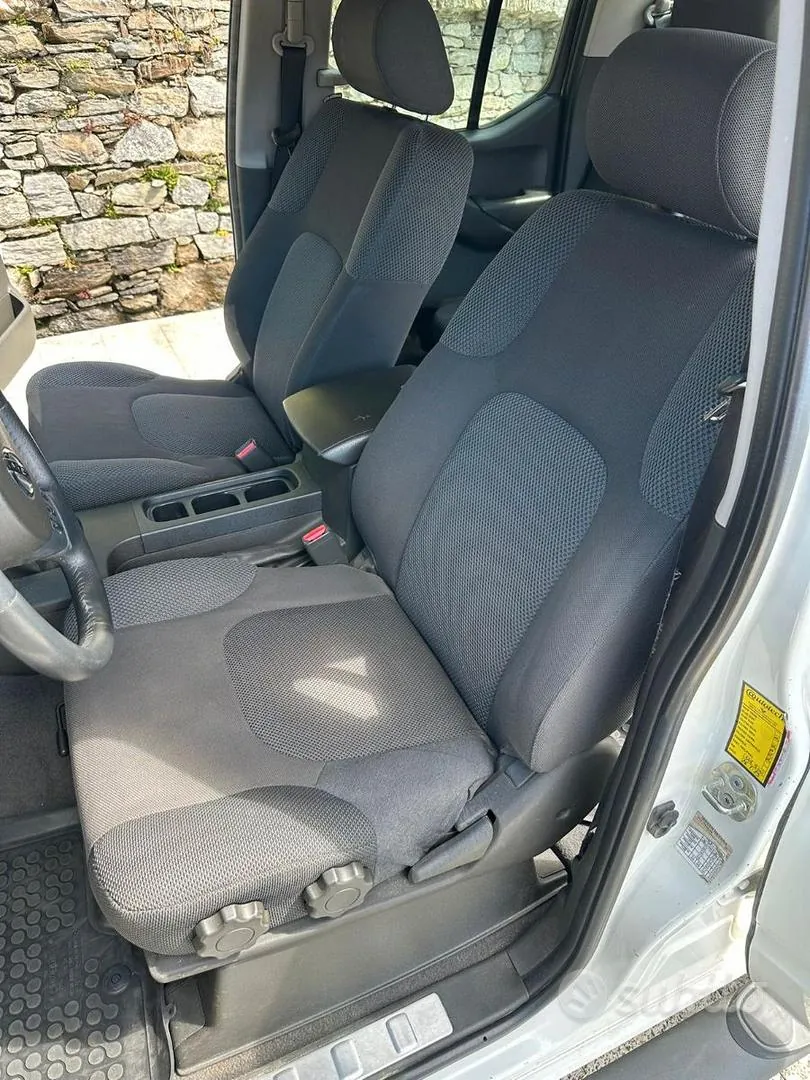 Nissan Navara 2009 photo 5