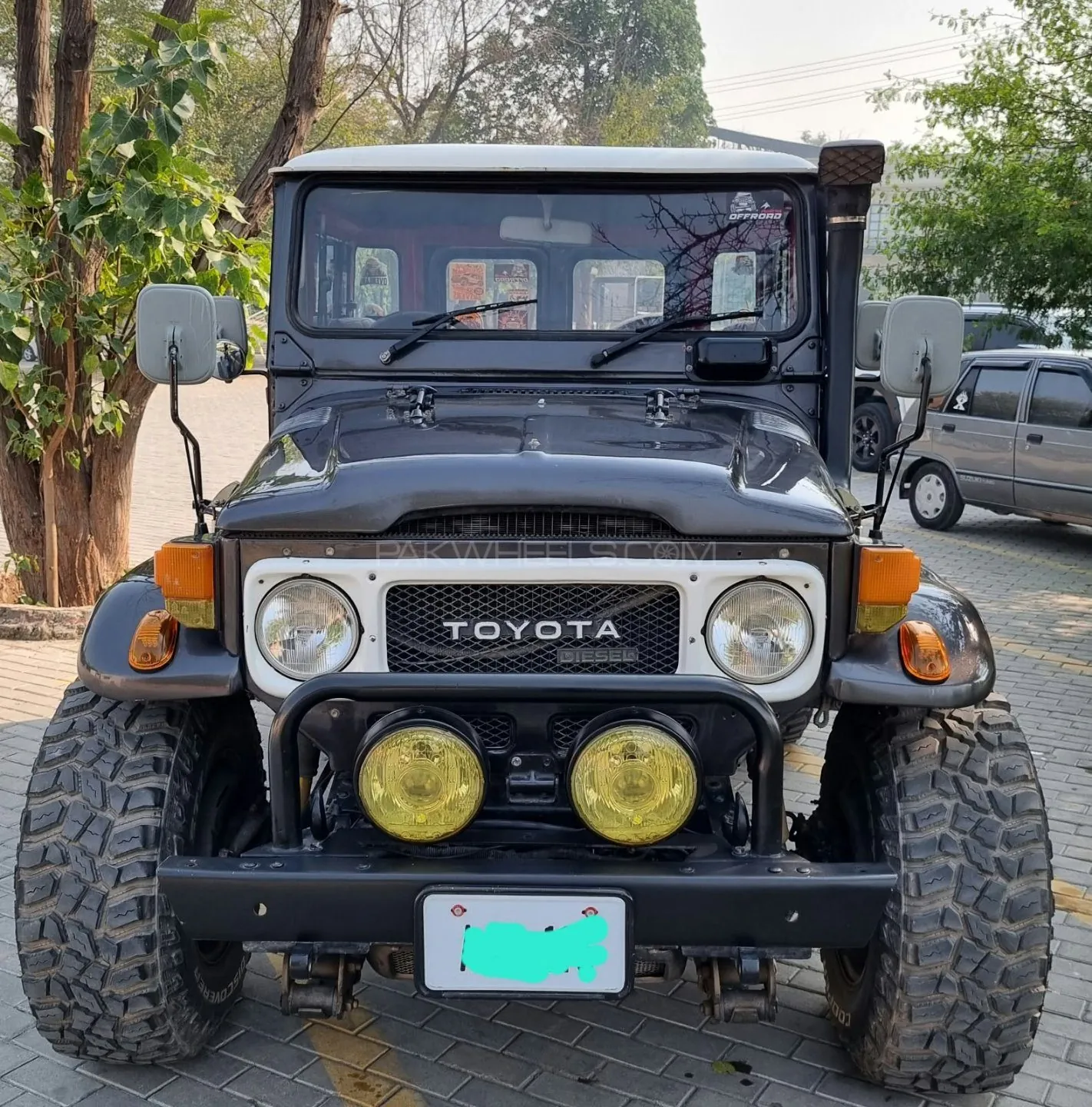 Toyota Land Cruiser