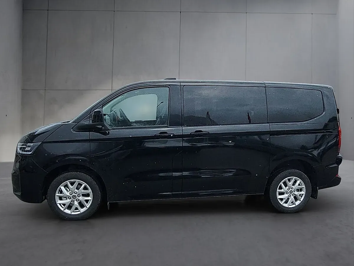 Volkswagen Caravelle 2026 photo 2