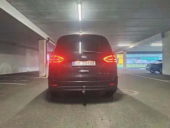 Ford Galaxy 2017 photo 3