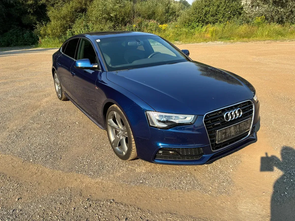 Audi A5 2015 photo 2