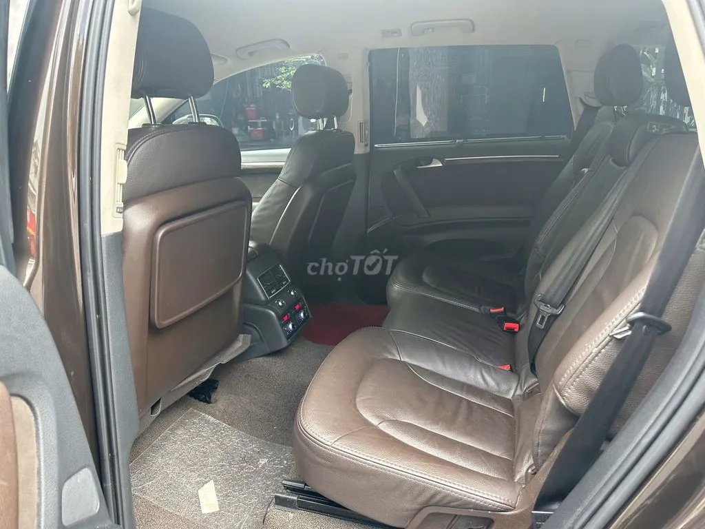 Audi Q7 2012 photo 5