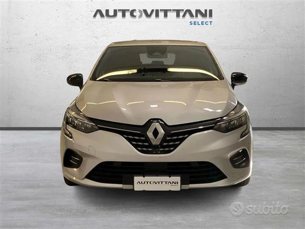 Renault Clio 2023 photo 2