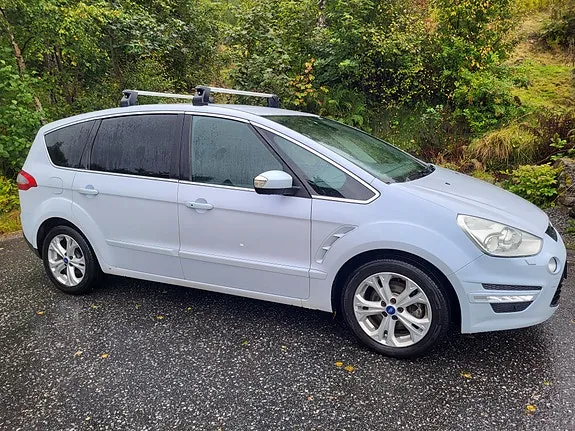 Ford S-Max 2014 photo 4
