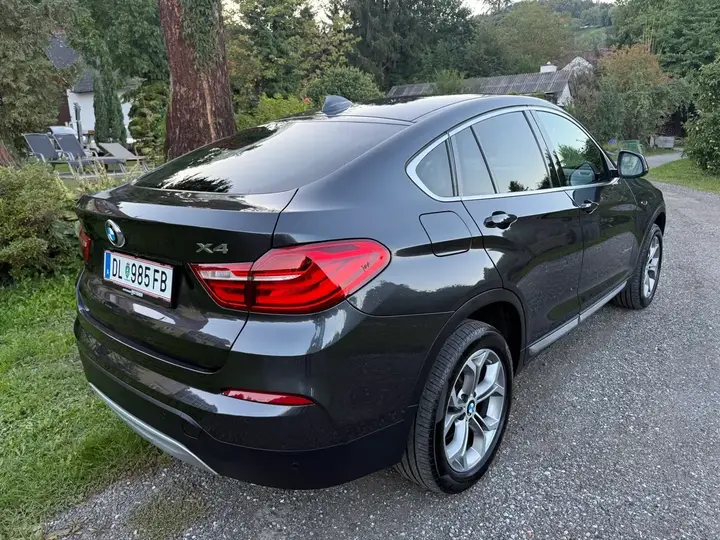 BMW X4 2016 photo 2