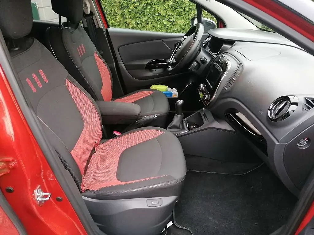 Renault Captur 2014 photo 2