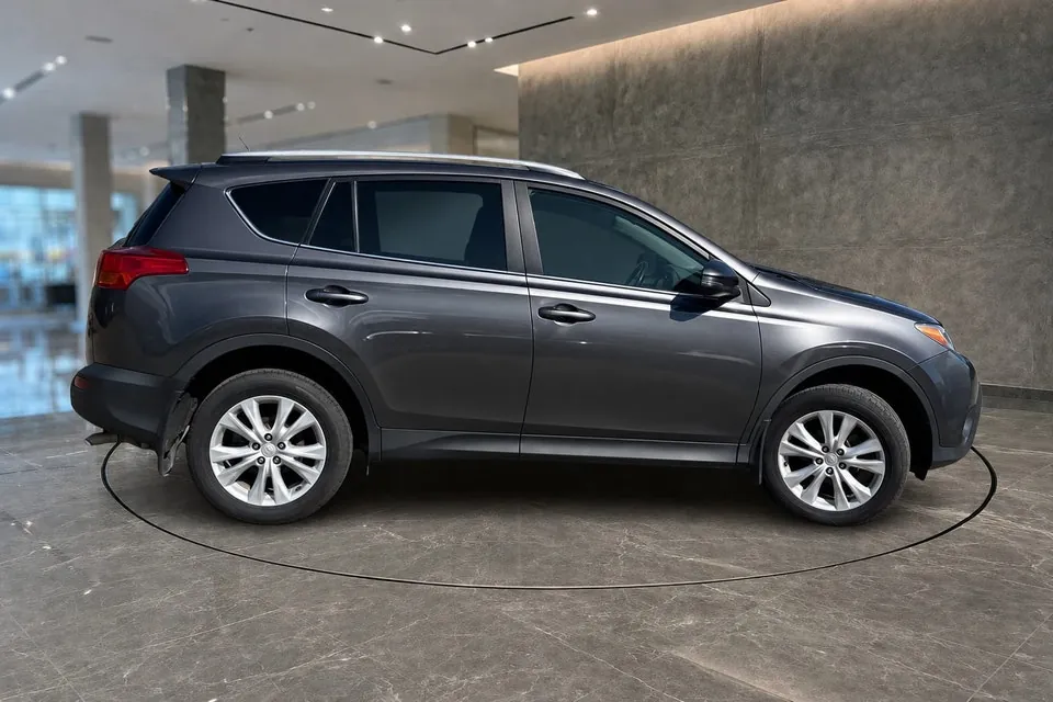 Toyota Rav4 2015 photo 4