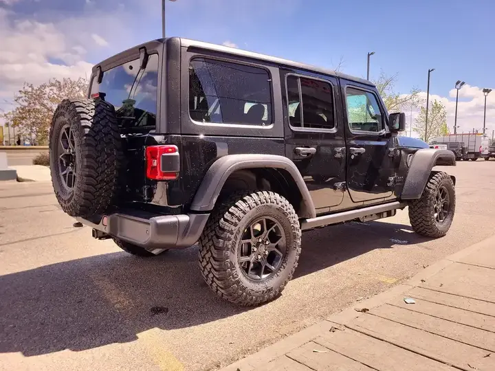 Jeep Wrangler 2026 photo 4