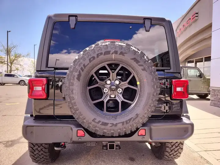 Jeep Wrangler 2026 photo 3
