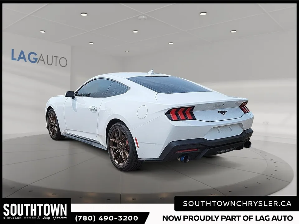 Ford Mustang 2025 photo 4