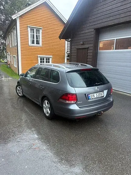 Volkswagen Golf 6 2011 photo 2