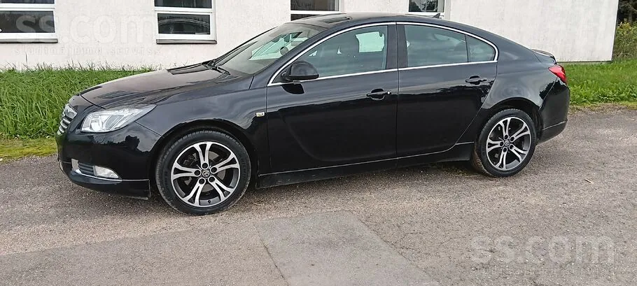 Opel Insignia 2009 photo 2
