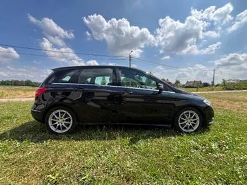 Mercedes-Benz B-Class 2014 photo 3