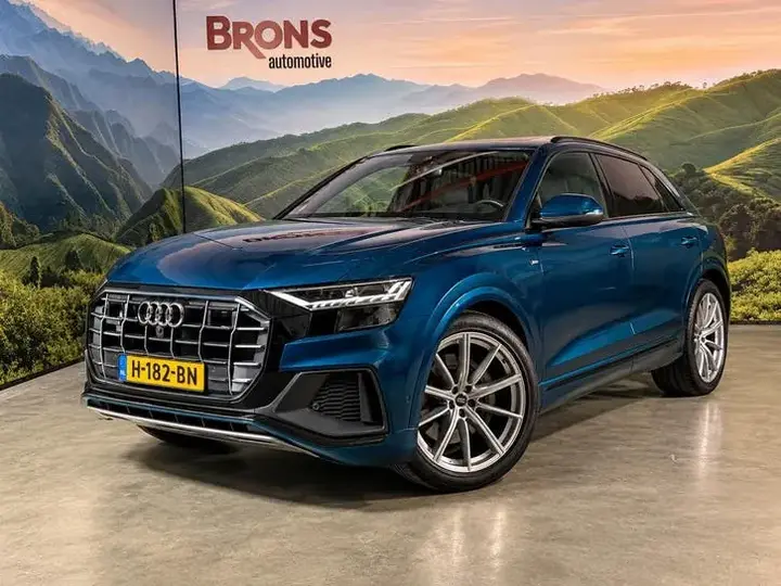 Audi Q8