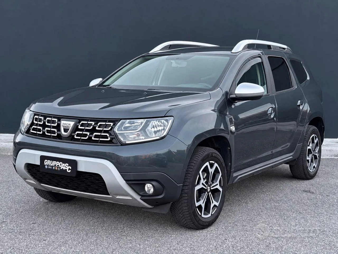 Dacia Duster 2021 photo 2
