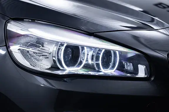 BMW 218D 2016 photo 4