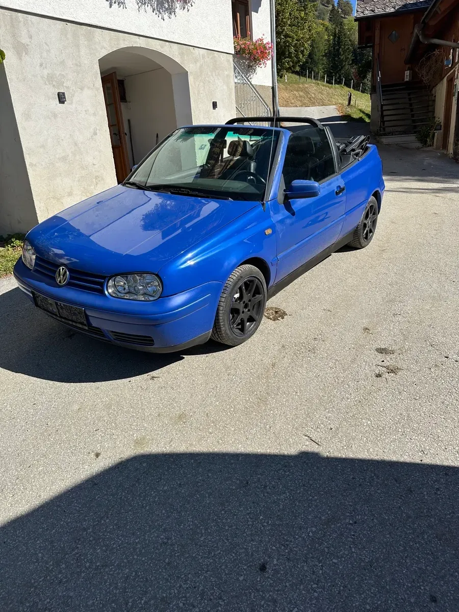 Volkswagen Golf 1999 photo 2