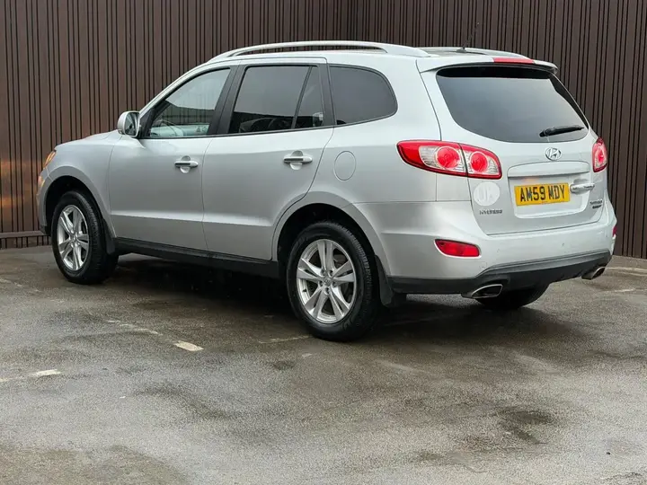 Hyundai Santa Fe 2010 photo 3