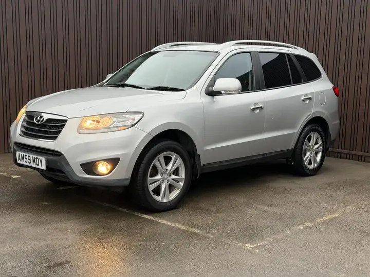 Hyundai Santa Fe 2010 photo 2