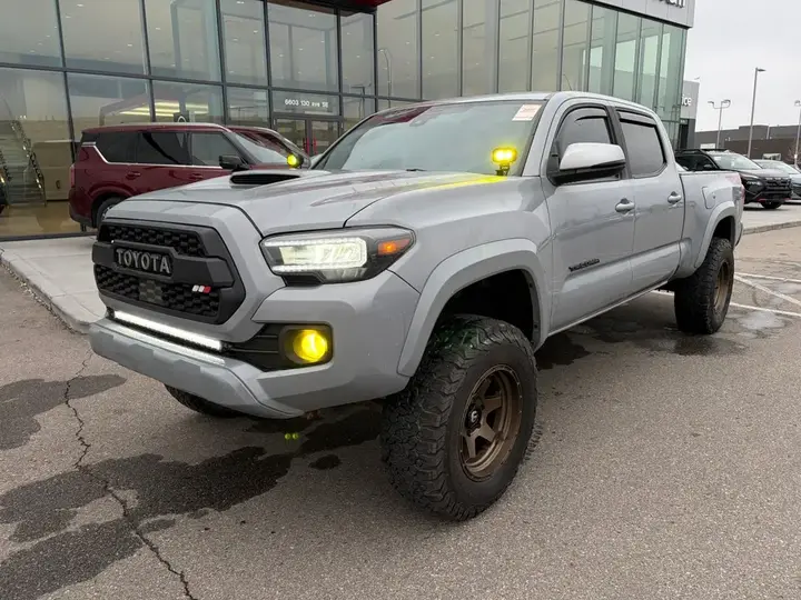 Toyota Tacoma 2019 photo 2
