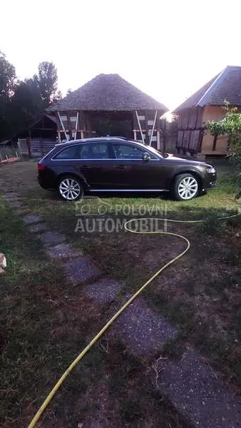 Audi A4 Allroad 2010 photo 4