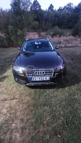 Audi A4 Allroad 2010 photo 2