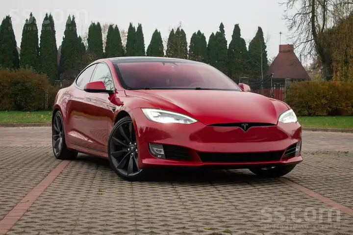 Tesla Model S