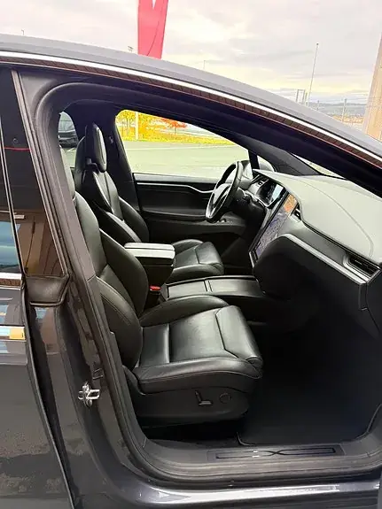 Tesla Model X 2019 photo 4