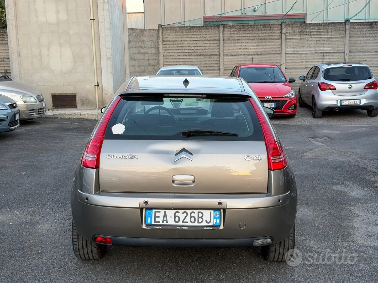 Citroen C4 2010 photo 5
