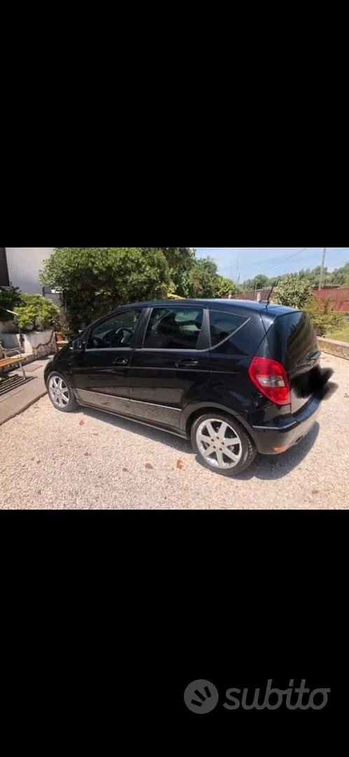 Mercedes-Benz A-Class 2011 photo 4