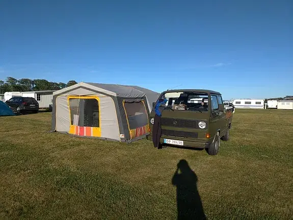 Volkswagen T3 1984 photo 2