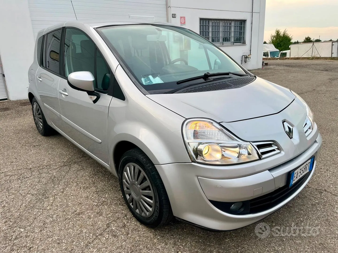 Renault Modus 2010 photo 3