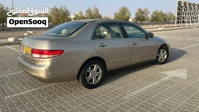 Honda Accord 2003 photo 3