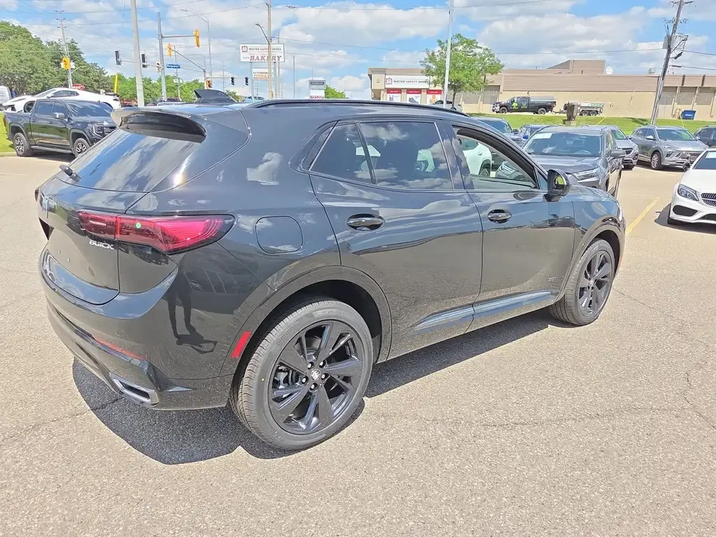 Buick Envision 2026 photo 4