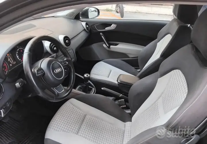 Audi A1 2024 photo 3