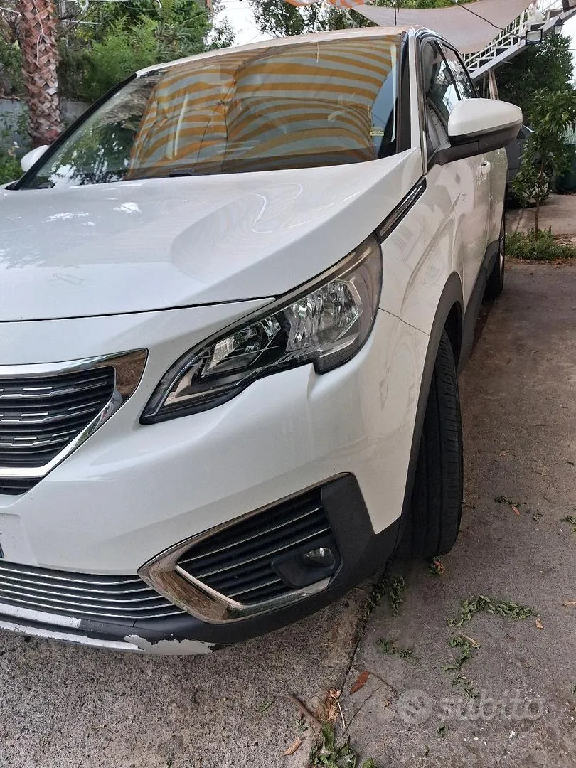 Peugeot 5008 2019 photo 3