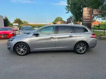 Peugeot 308 2015 photo 3